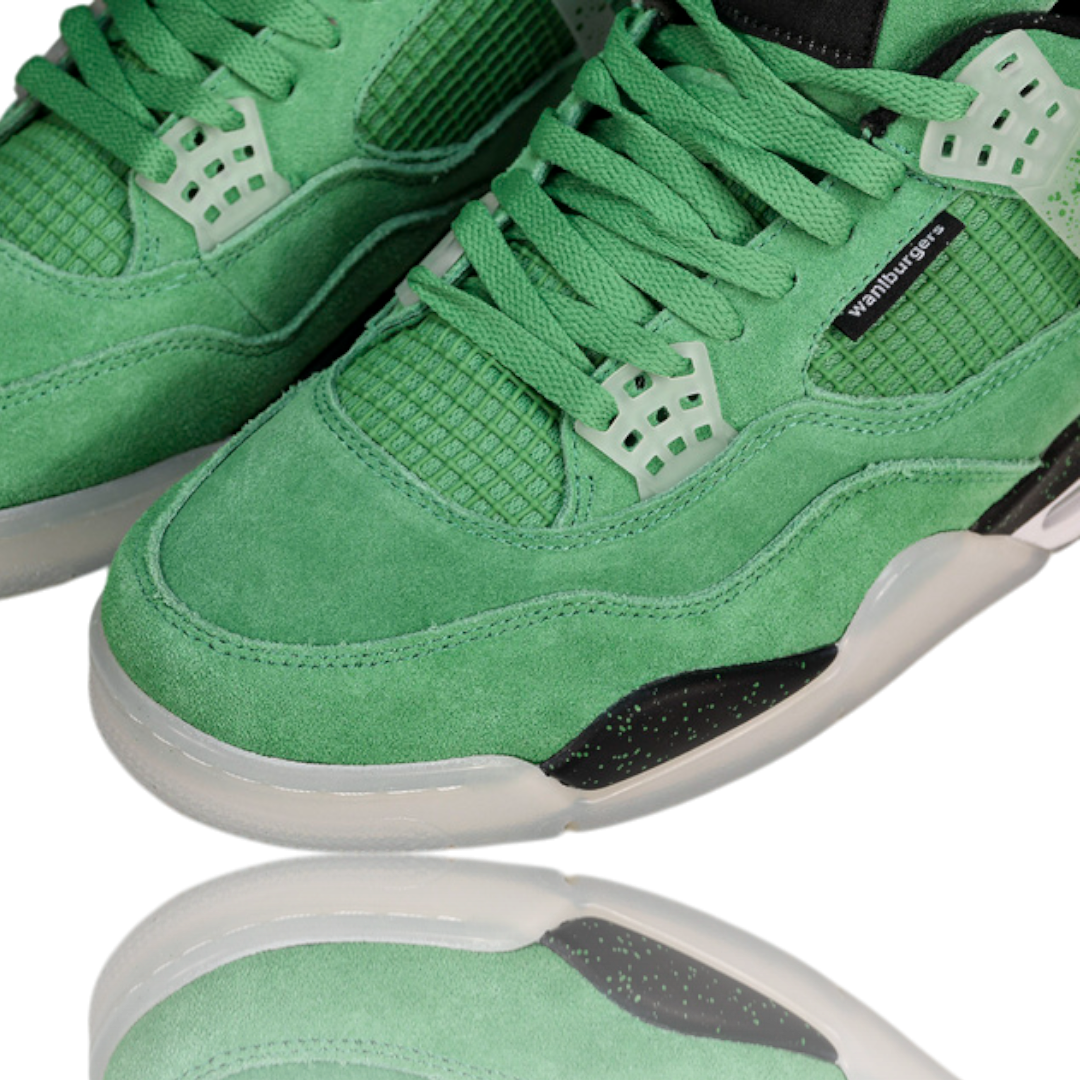 AJ4 Retro 'Wahlburgers'