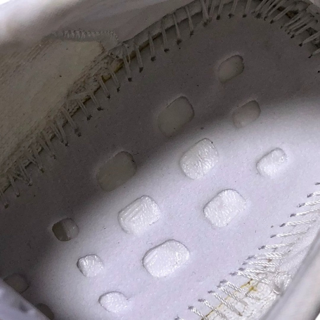 Yzy Boost 350 V2 'Cream'