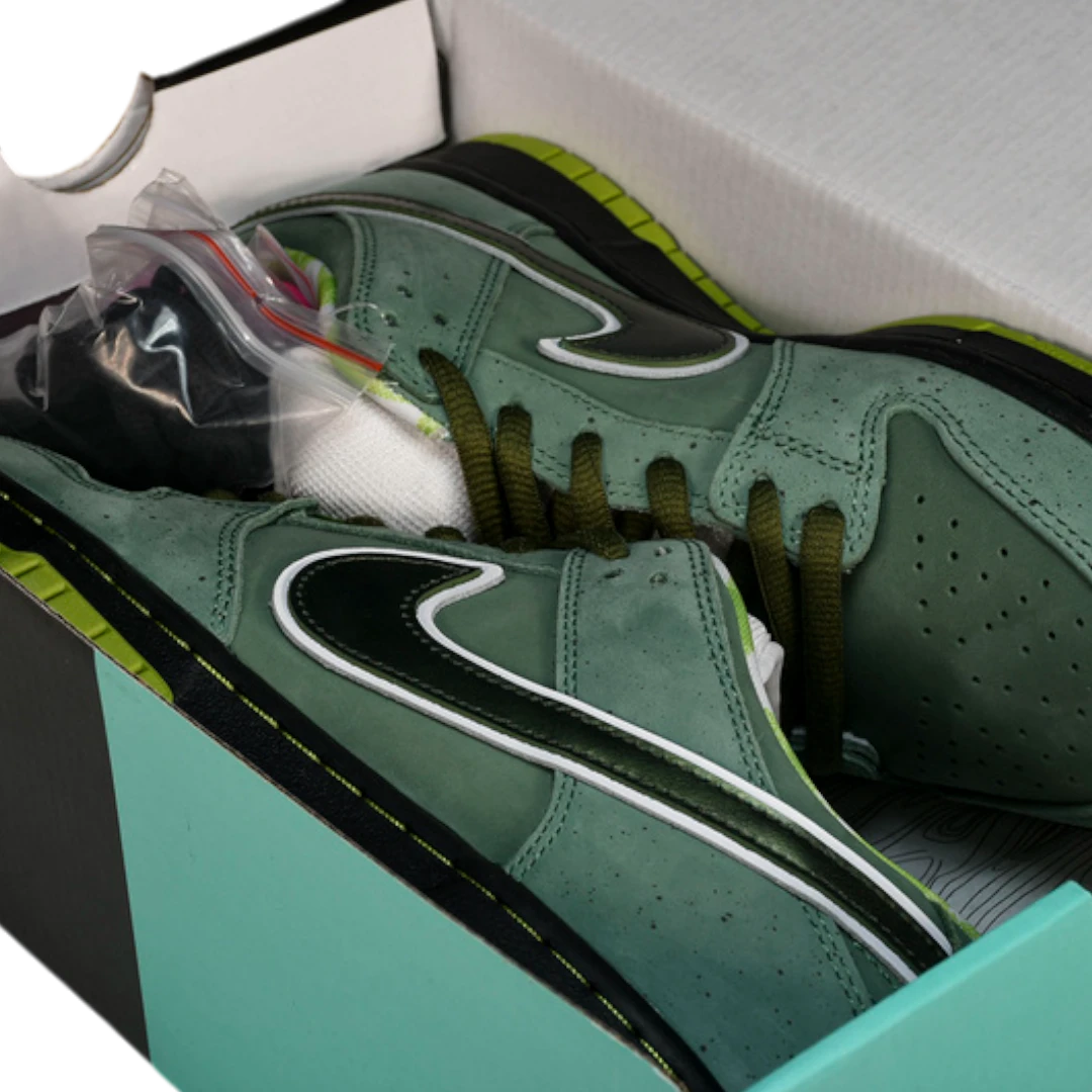 Concepts x SB Dnk Low 'Green Lobster'