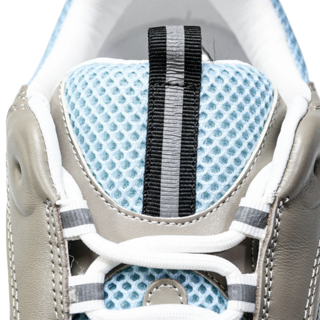 Dlor B22 'White Blue'