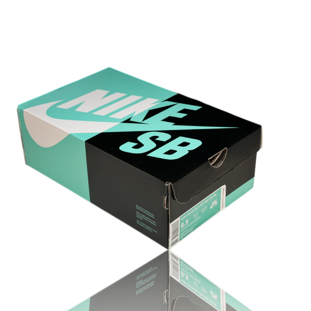 Concepts x SB Dnk Low 'Green Lobster'