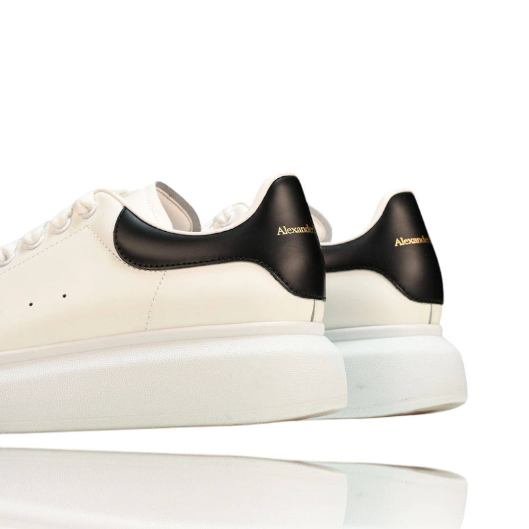 McQueen Oversized 'White Black'