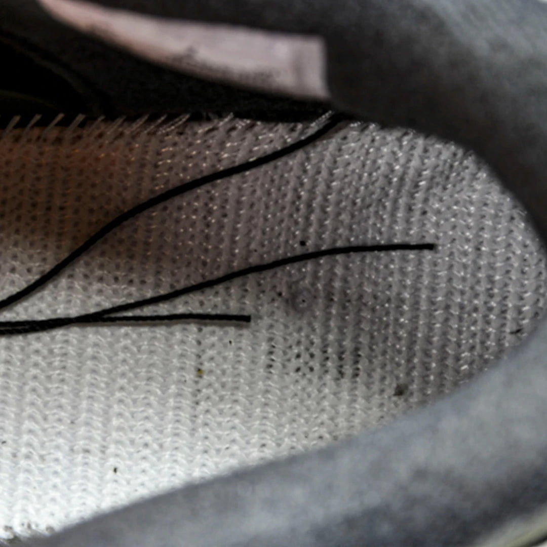 AJ4 Retro OG SP 'Undefeated'