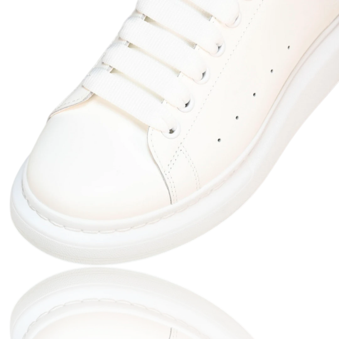 McQueen Oversized 'White Black'