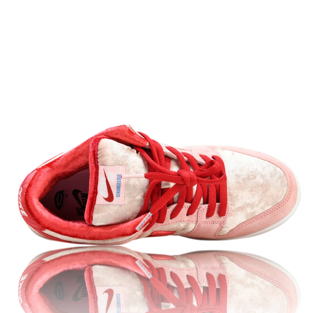 StrangeLove Skateboards x SB Dnk Low