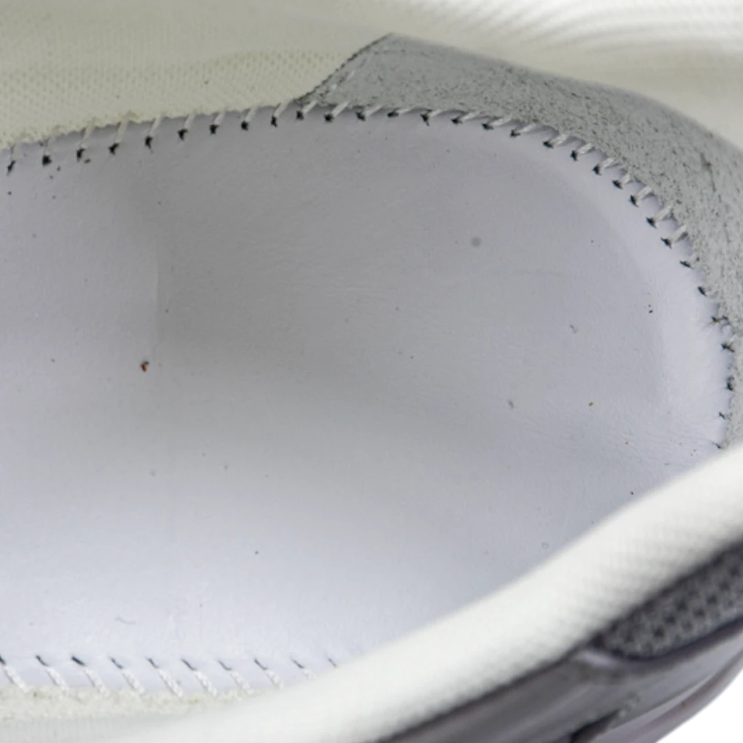 Prada America's Cup 'Grey Silver'