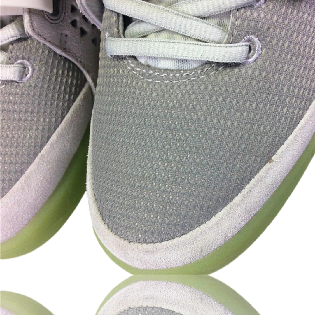 Air Yzy 2 SP 'Pure Platinum'