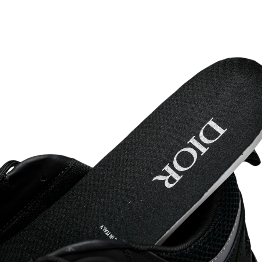 Dlor B22 'Black Silver'