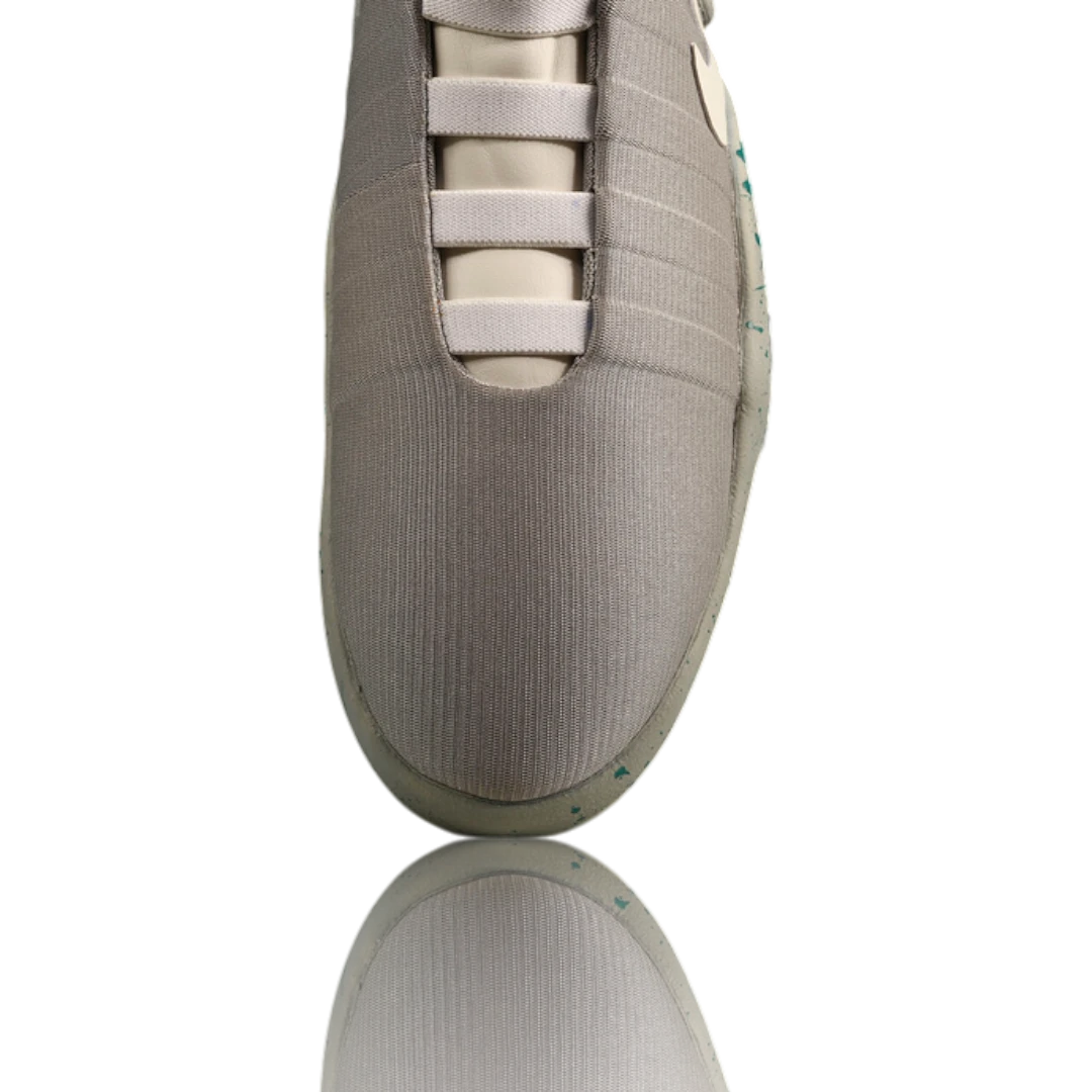 Air MAG Back To The Future (Normal-Lacing) 2011