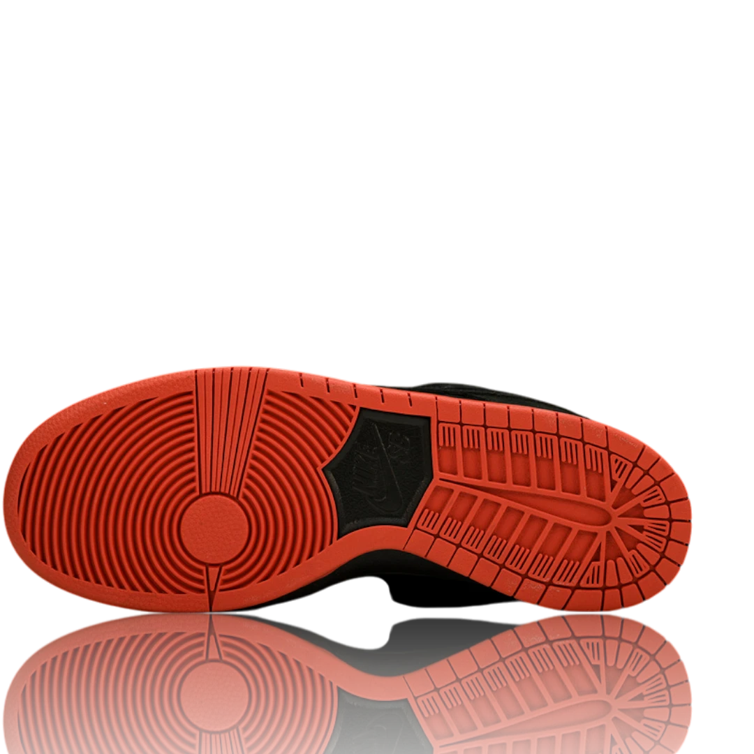 Jeff Staple x SB Dnk Low 'Black Pigeon'