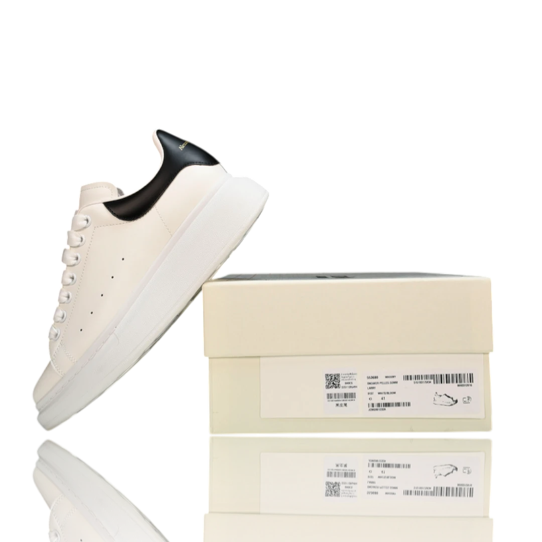 McQueen Oversized 'White Black'