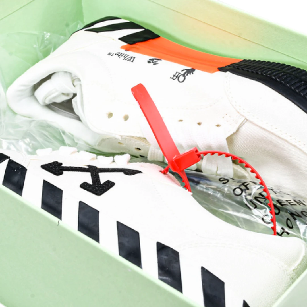 Off-White Vulc Low 'White Black Arrow'