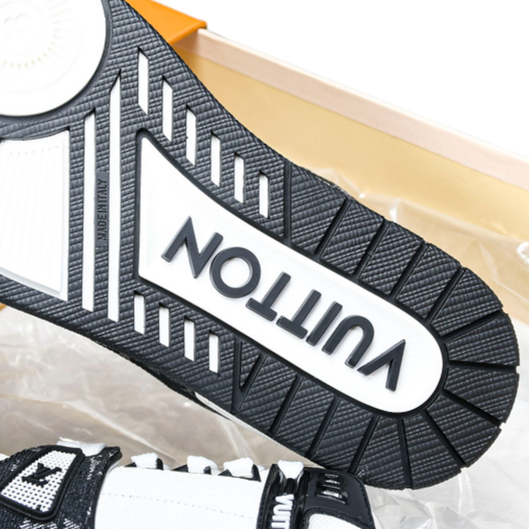 Louis Vuittоп Trainer Low 'White Black'