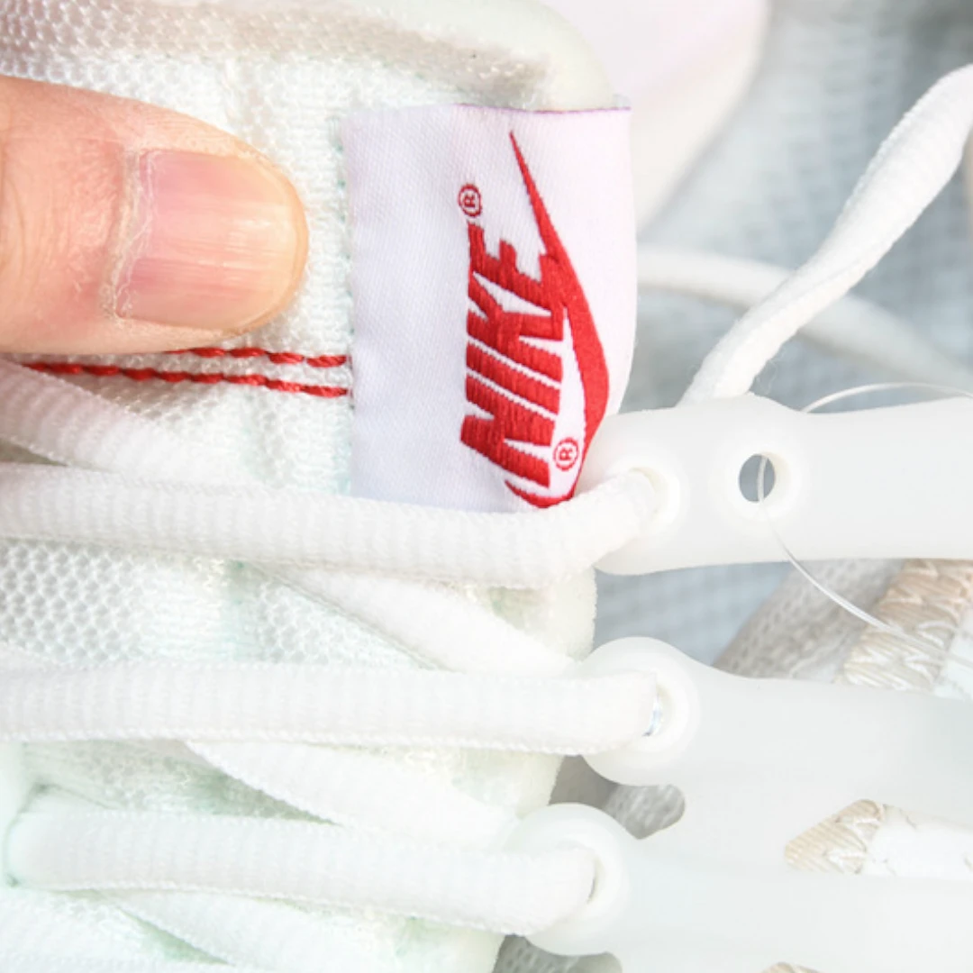 Off-White x Air Presto 'White' (2018)