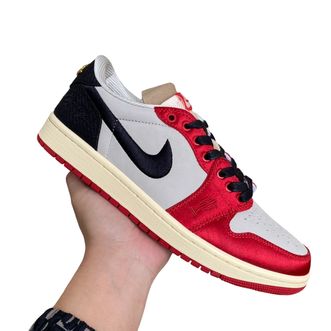 AJ1 Retro Low OG x Trophy Room 'Rookie Card' Away
