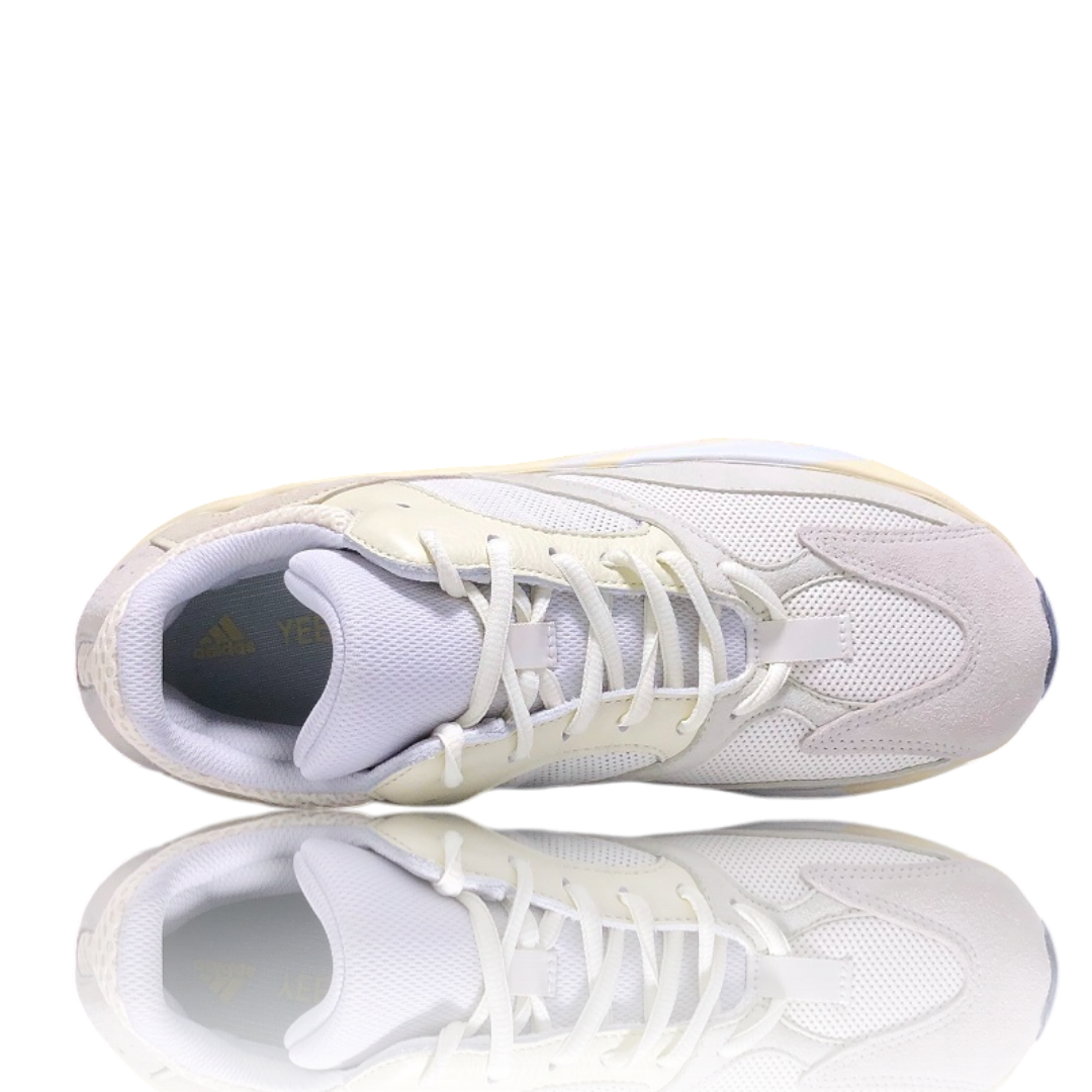 Yzy Boost 700 'Analog'