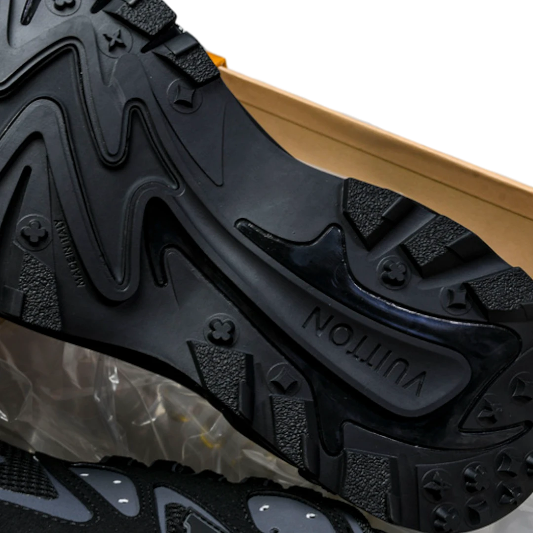 Louis Vuittоп Runner Tatic 'Black'