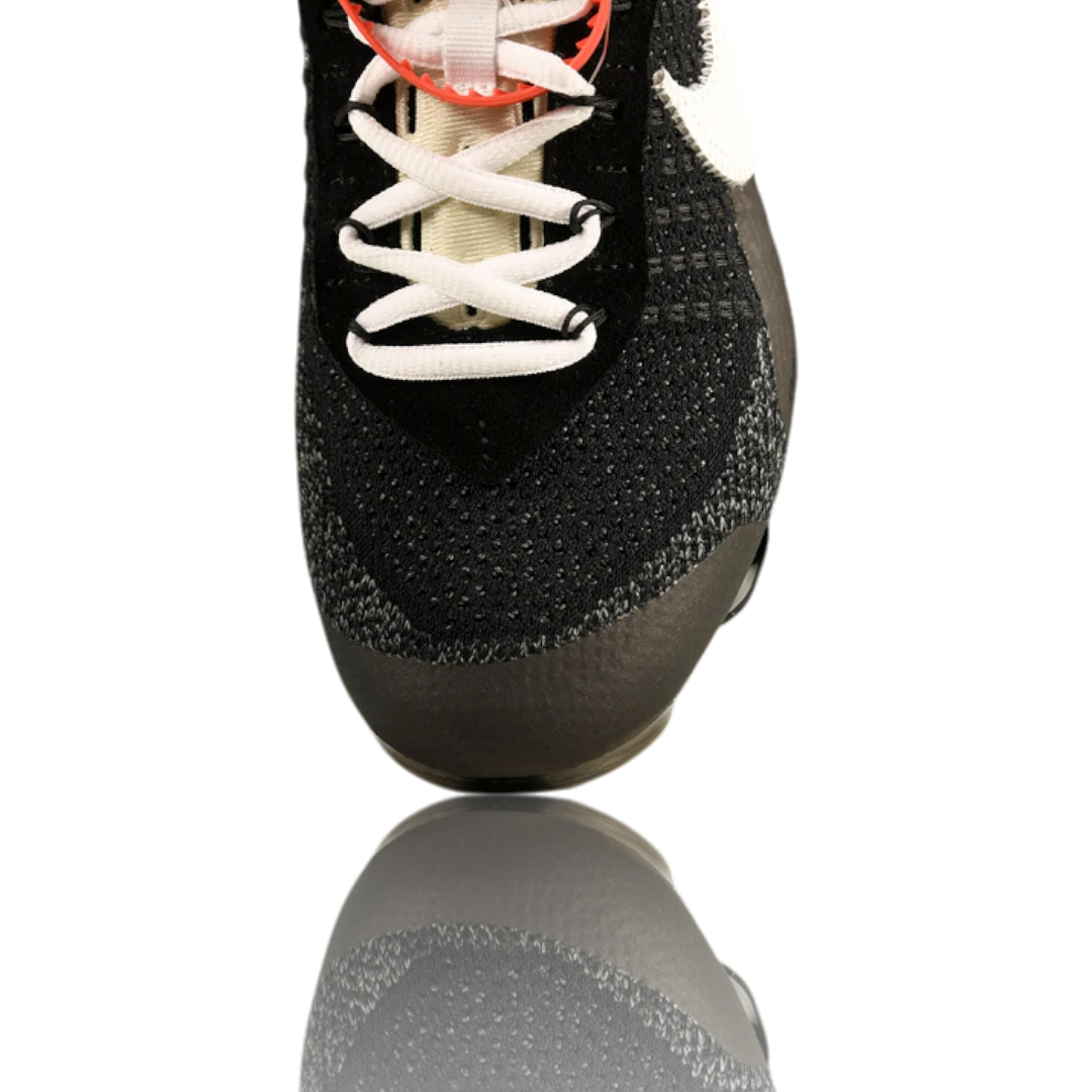 Off-White x Air VaporMax 'Black White'