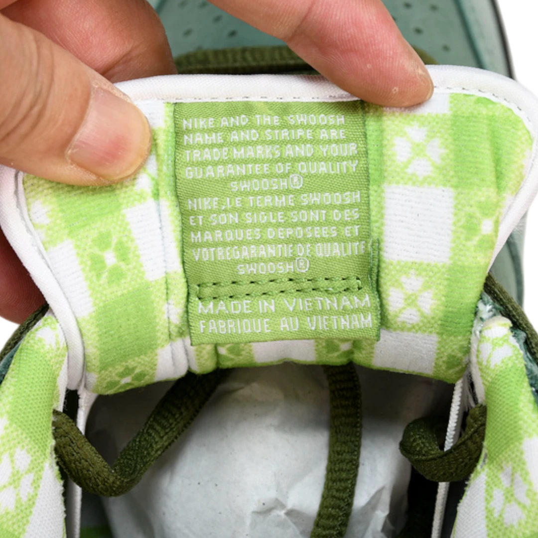 Concepts x SB Dnk Low 'Green Lobster'