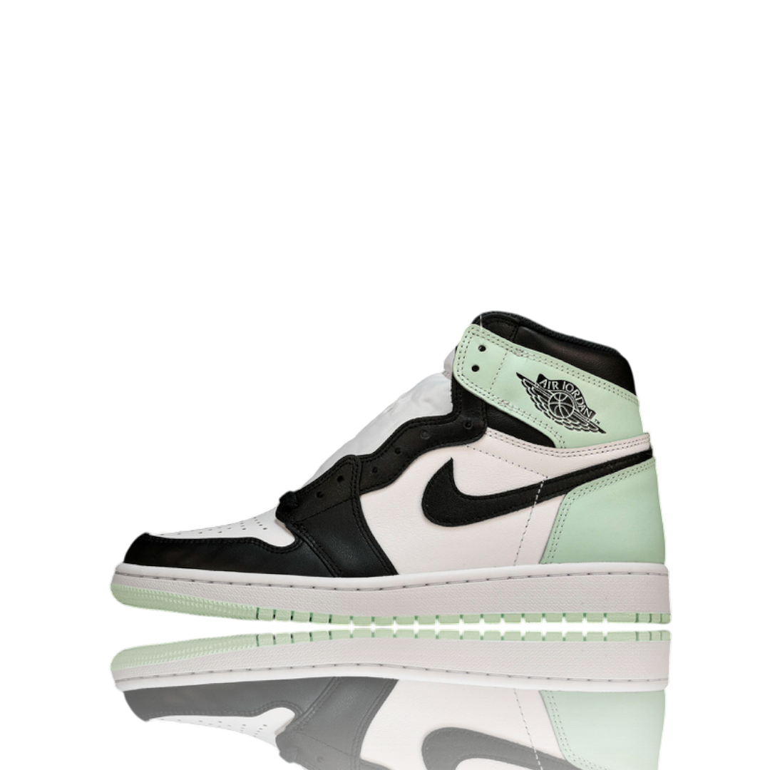 AJ1 Retro High 'Igloo'