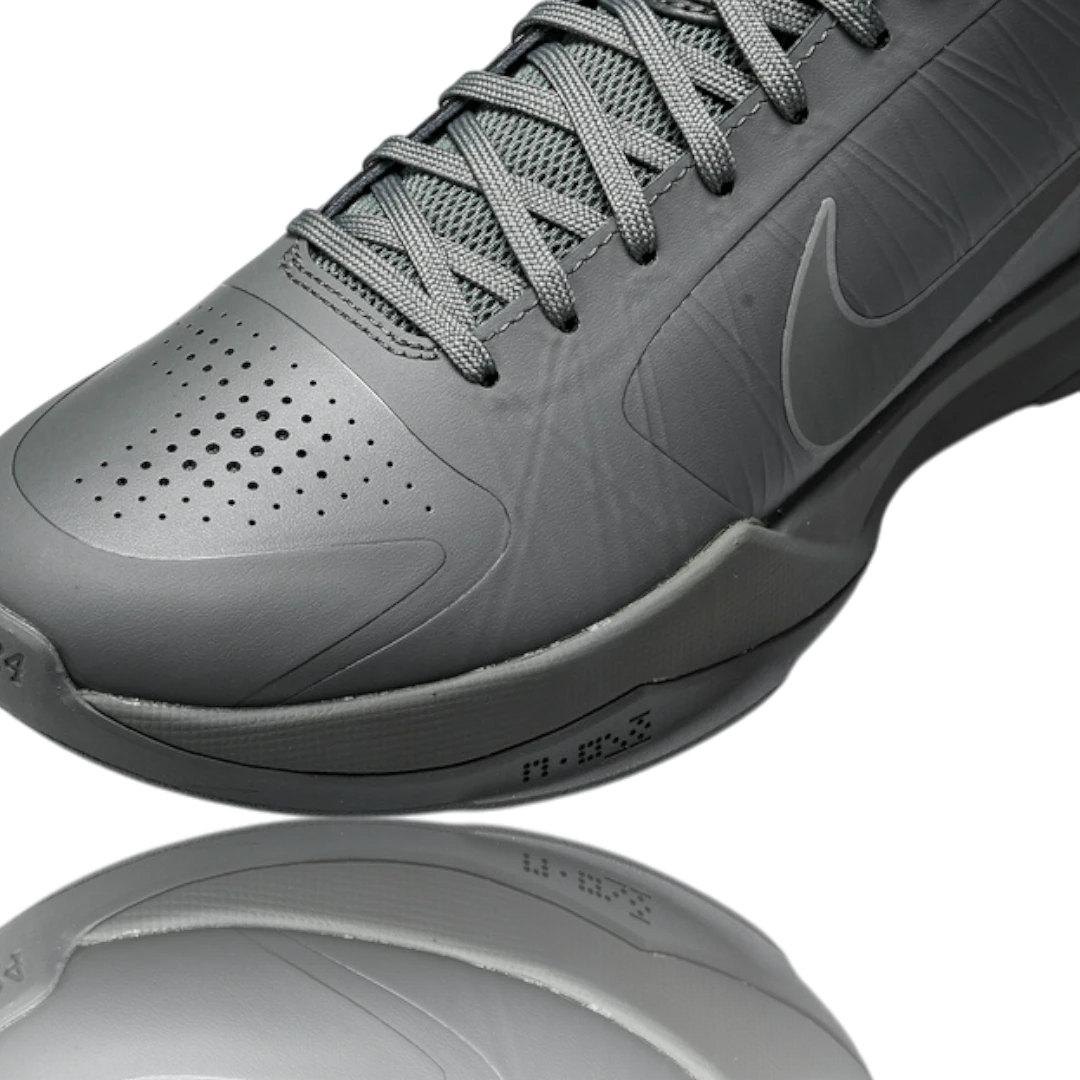 Kobe 5 'Fade To Black'