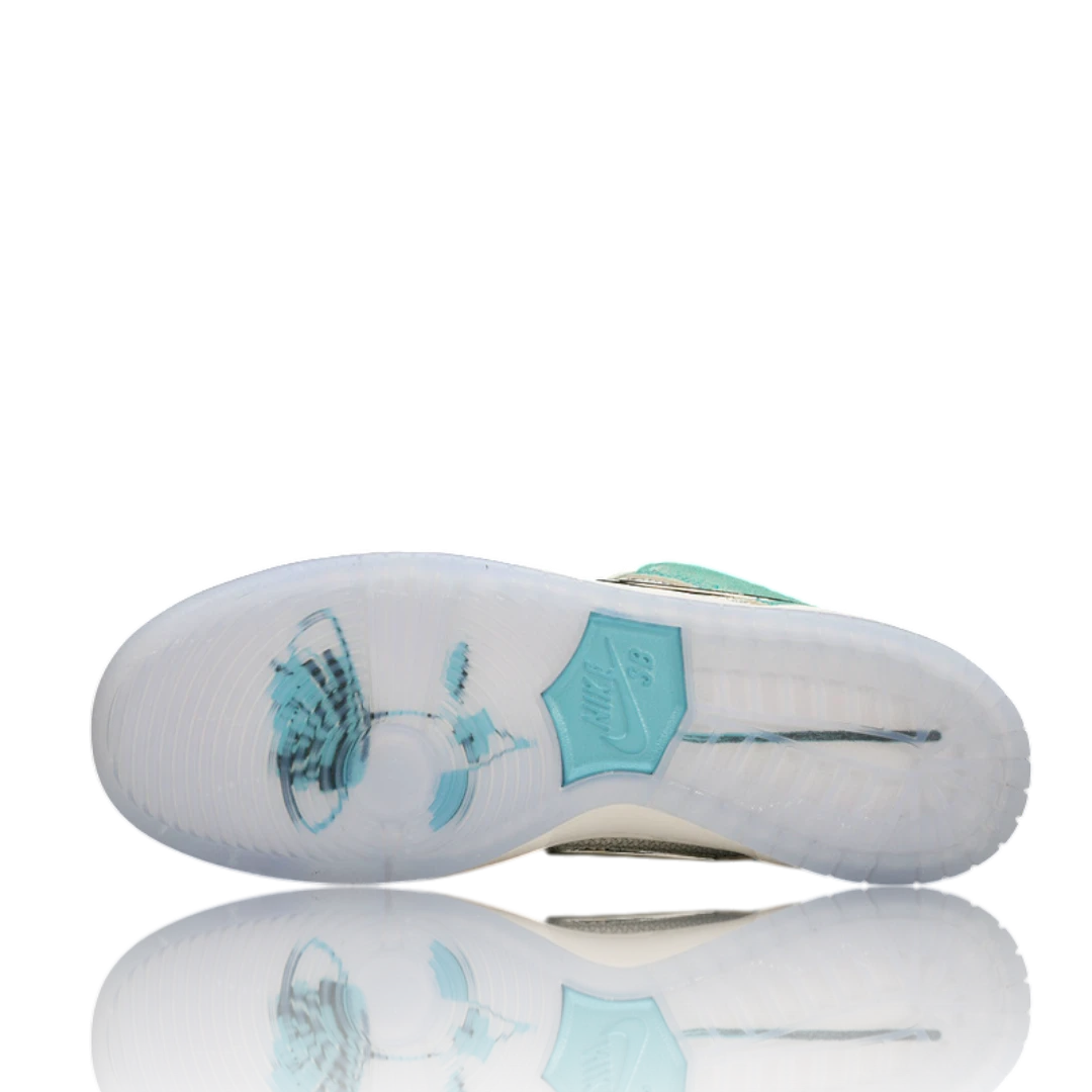 April Skateboards x SB Dnk Low