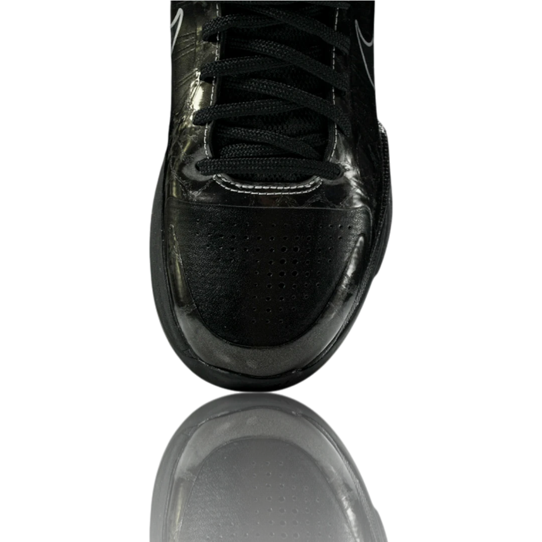 Kobe 5 'Black Out'