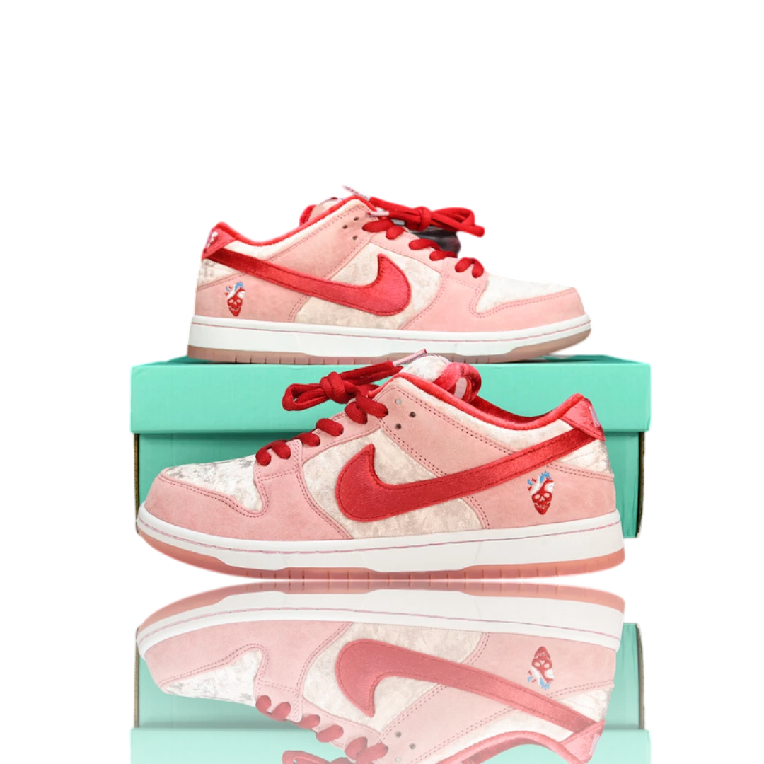 StrangeLove Skateboards x SB Dnk Low