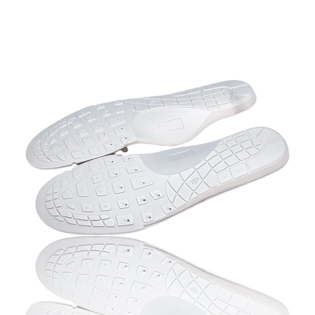 Travis Scott x AM1 'Baroque Brown'