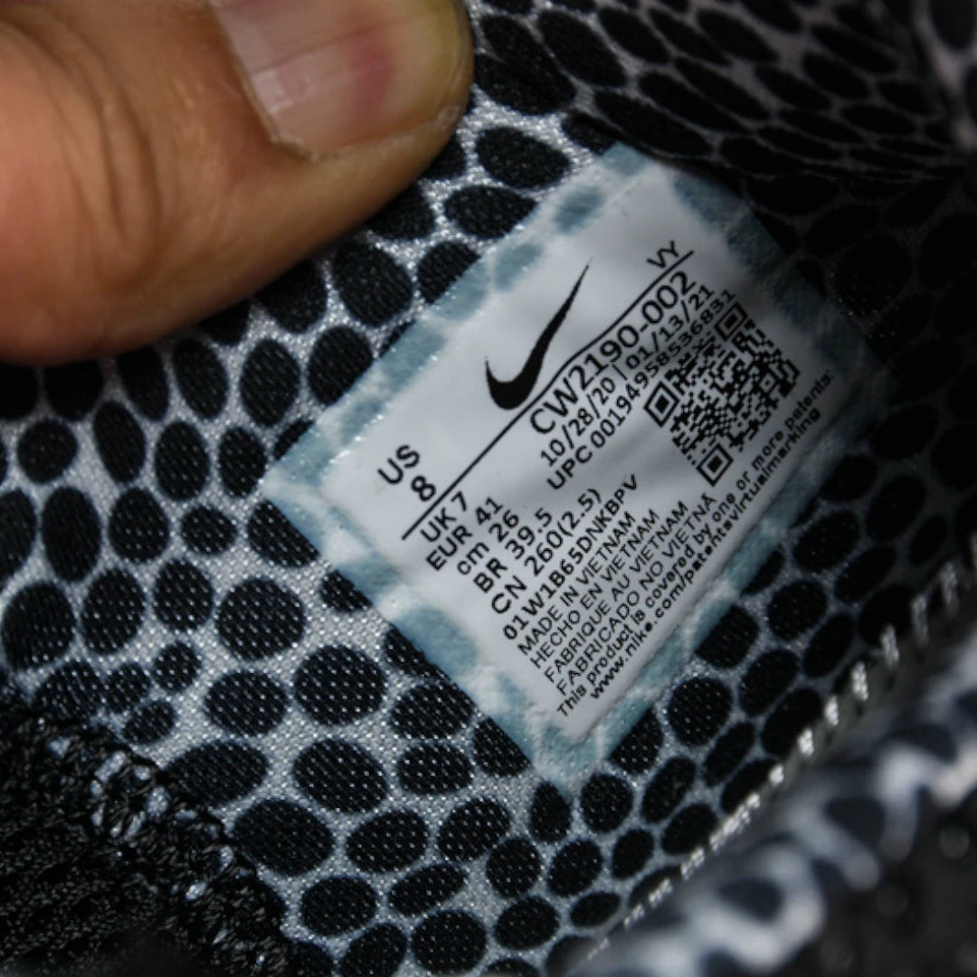 Kobe 6 Protro 'Mambacita Sweet 16'