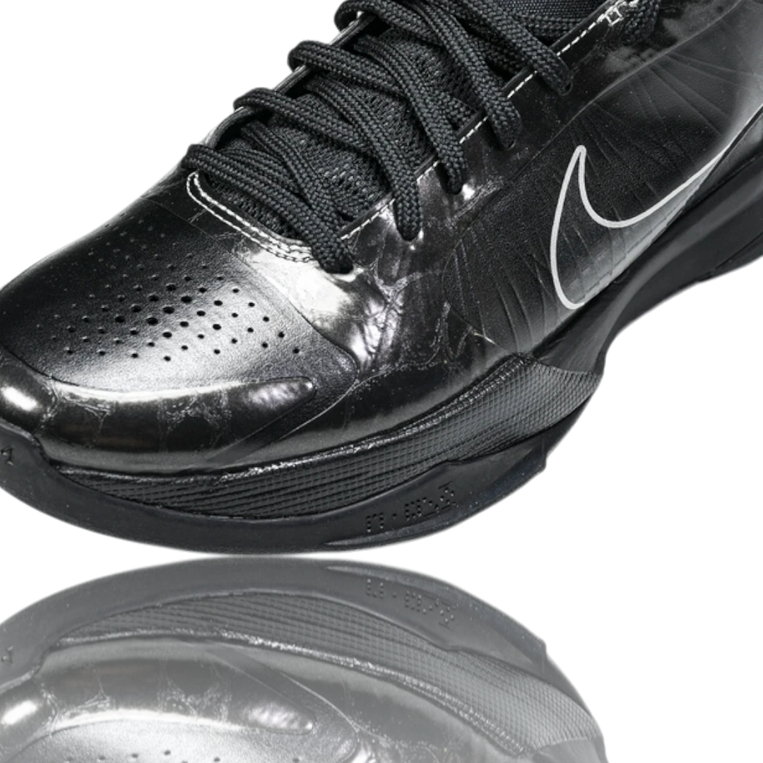 Kobe 5 'Black Out'