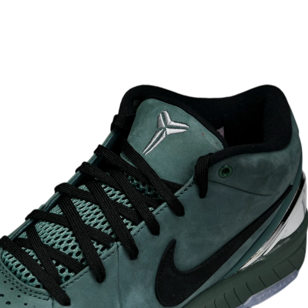 Kobe 4 Protro 'Girl Dad'