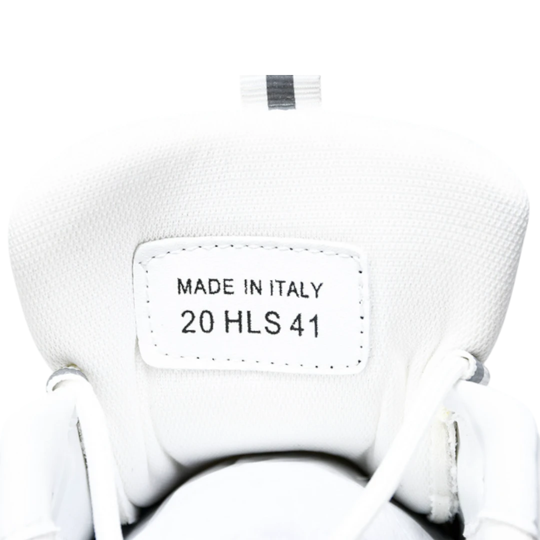 Dlor B22 'White Beige Silver'