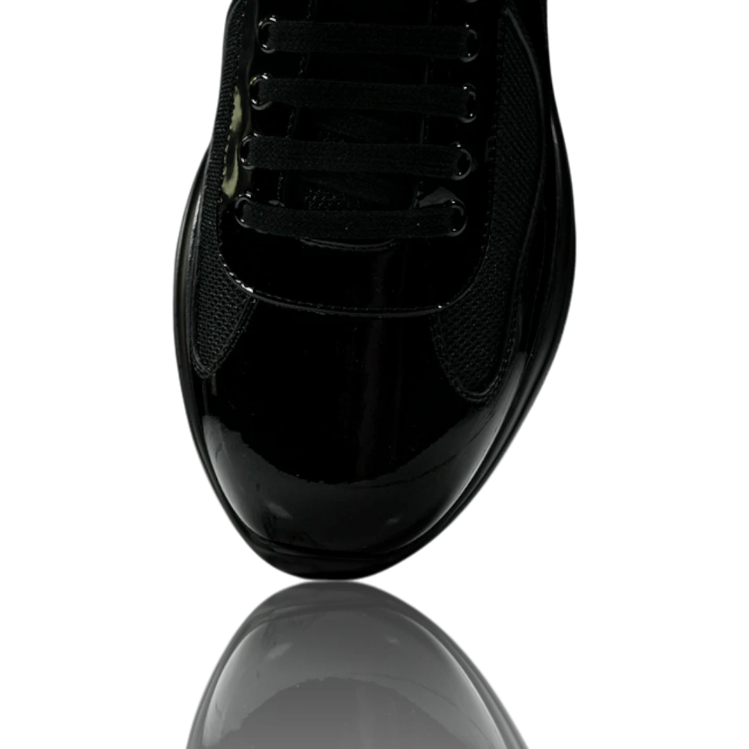 Prada America's Cup 'Black'