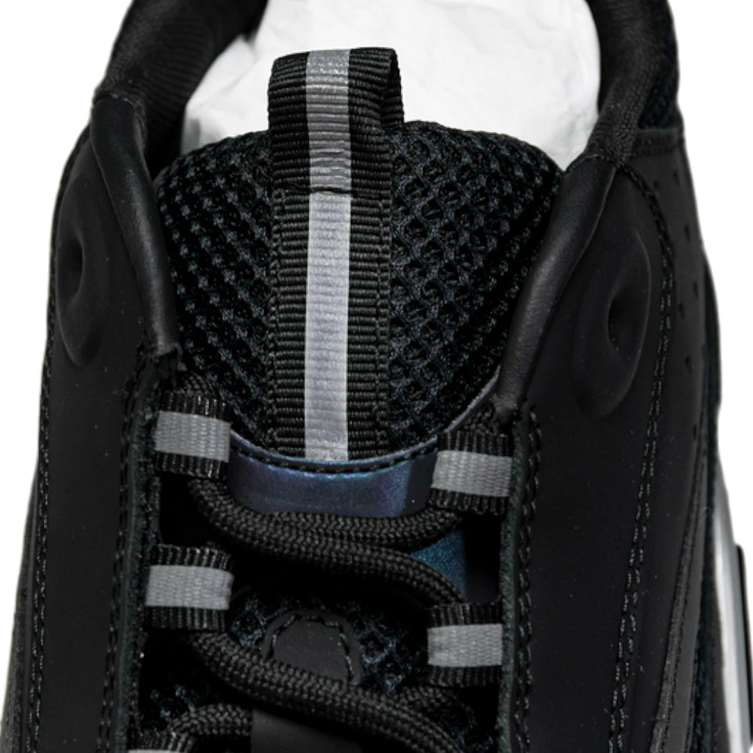 Dlor B22 'Reflective Black'