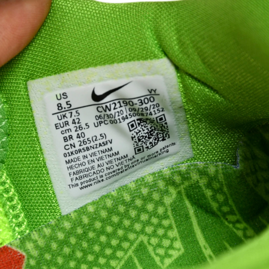 Kobe 6 Protro 'Grinch'