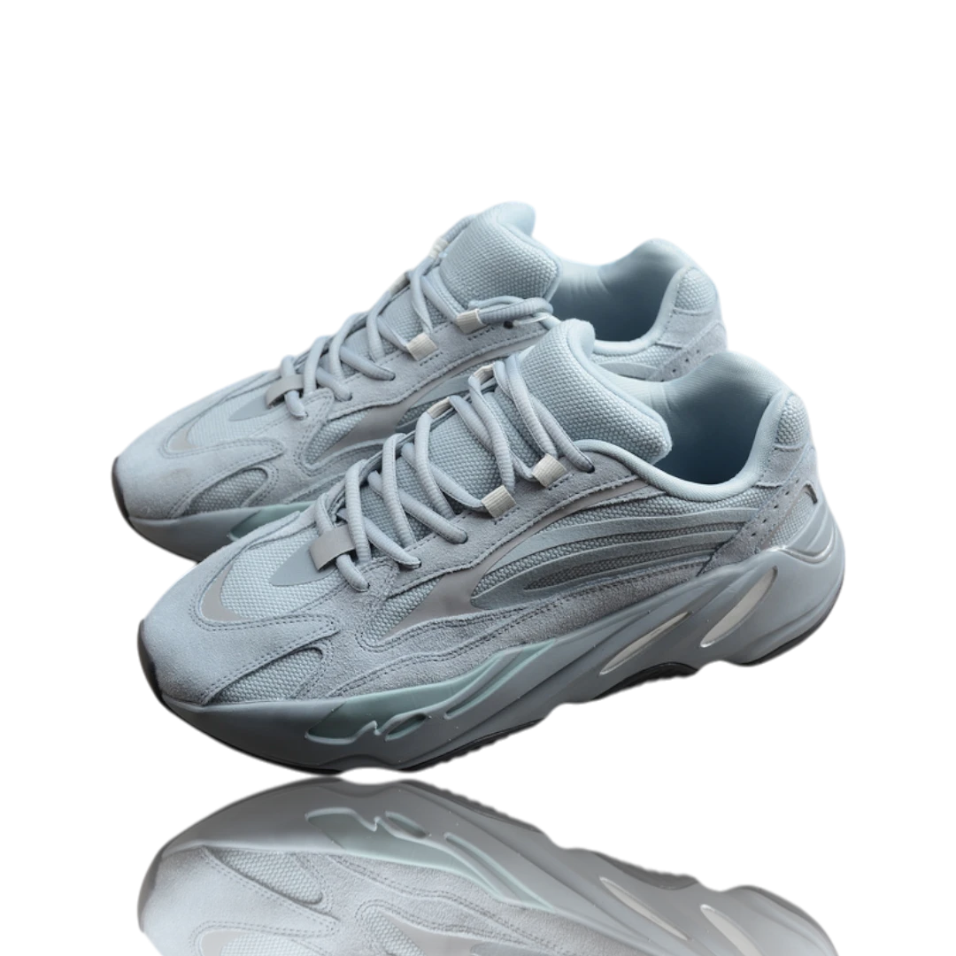 Yzy 700 V2 'Hospital Blue'