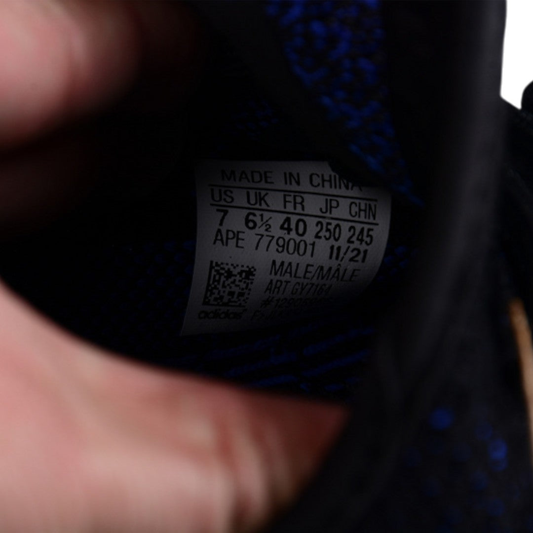 Yzy Boost 350 V2 'Dazzling Blue'