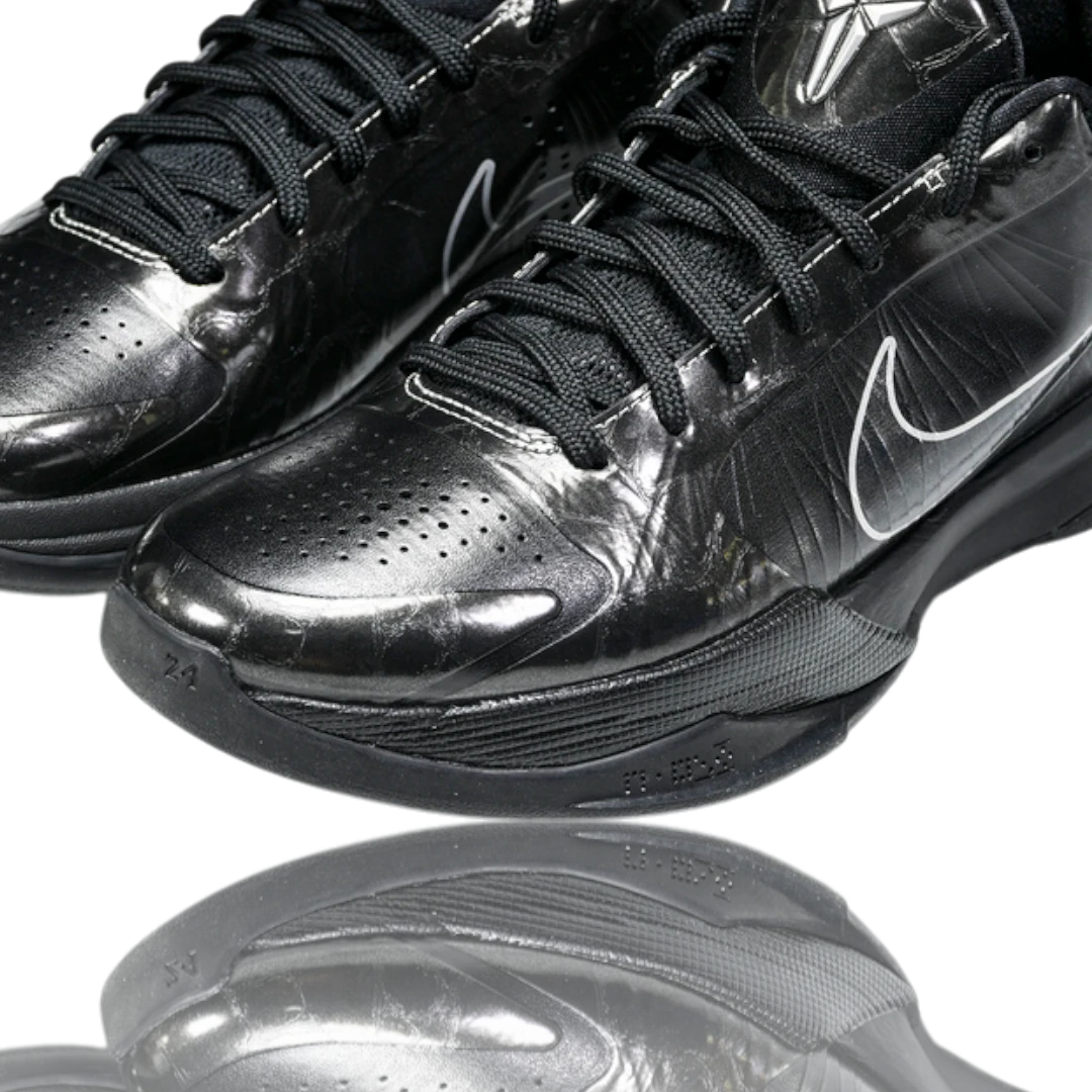 Kobe 5 'Black Out'