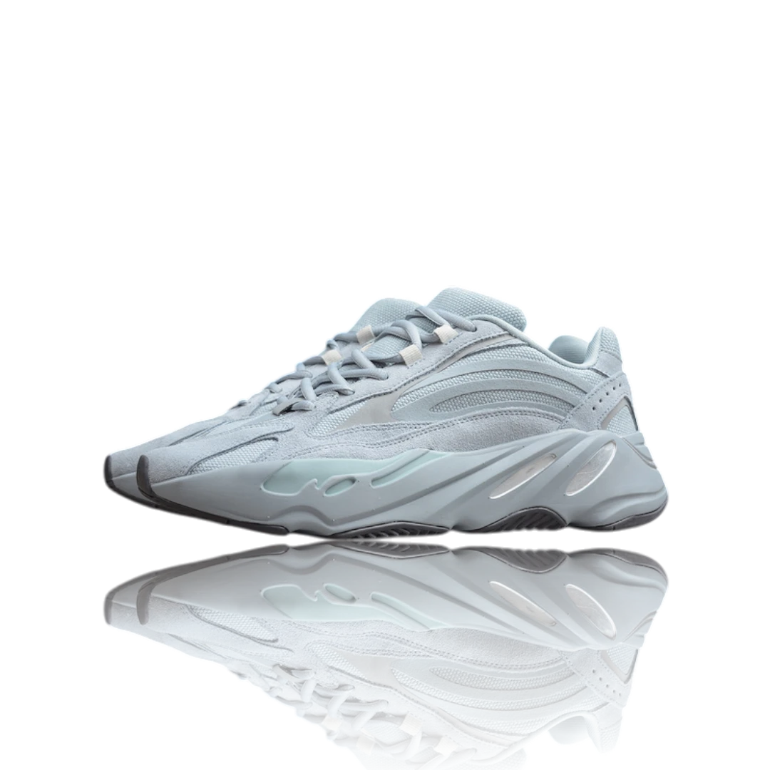 Yzy 700 V2 'Hospital Blue'