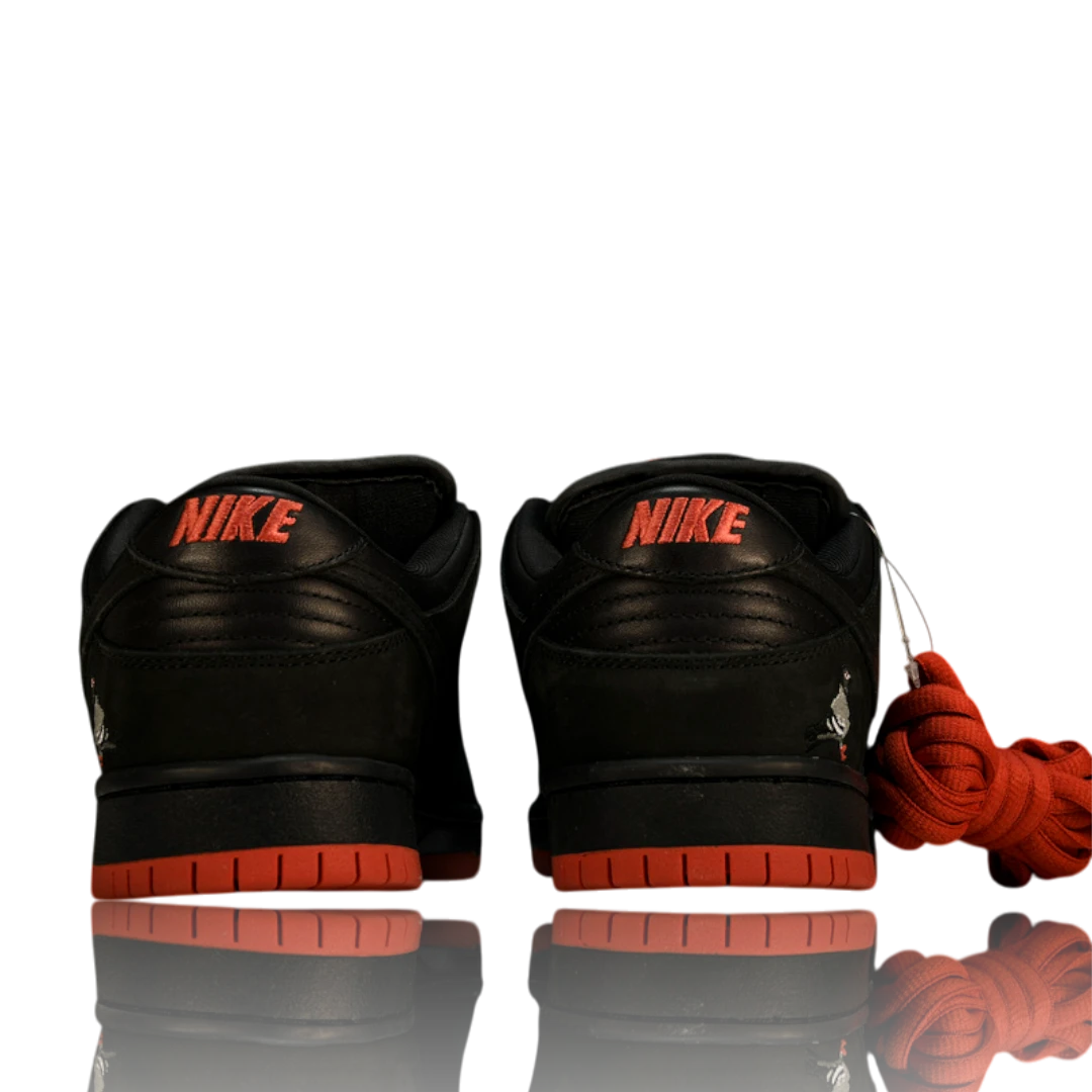 Jeff Staple x SB Dnk Low 'Black Pigeon'