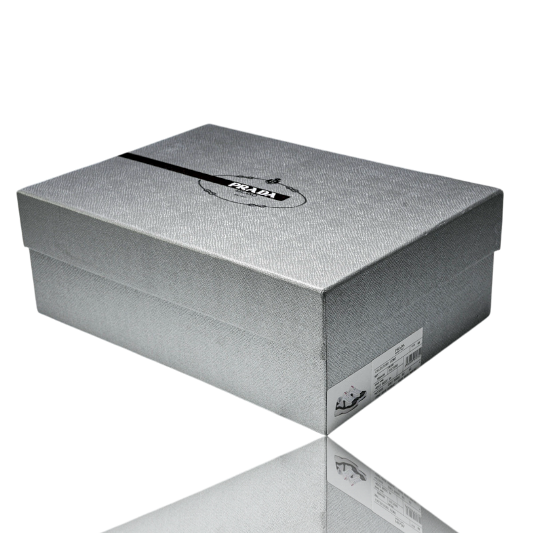 Prada America's Cup 'Silver Black White' II