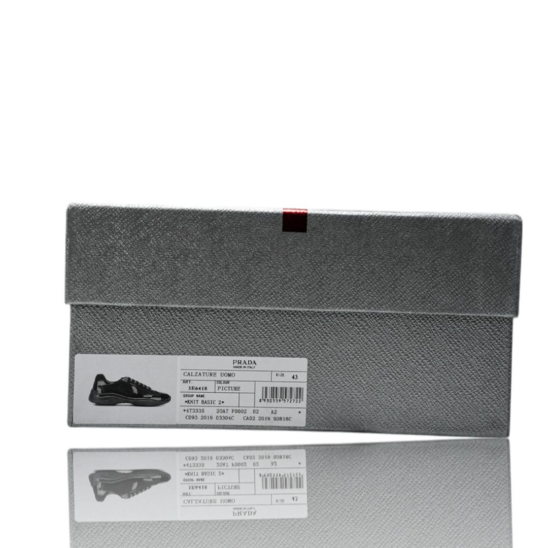 Prada America's Cup 'Black'