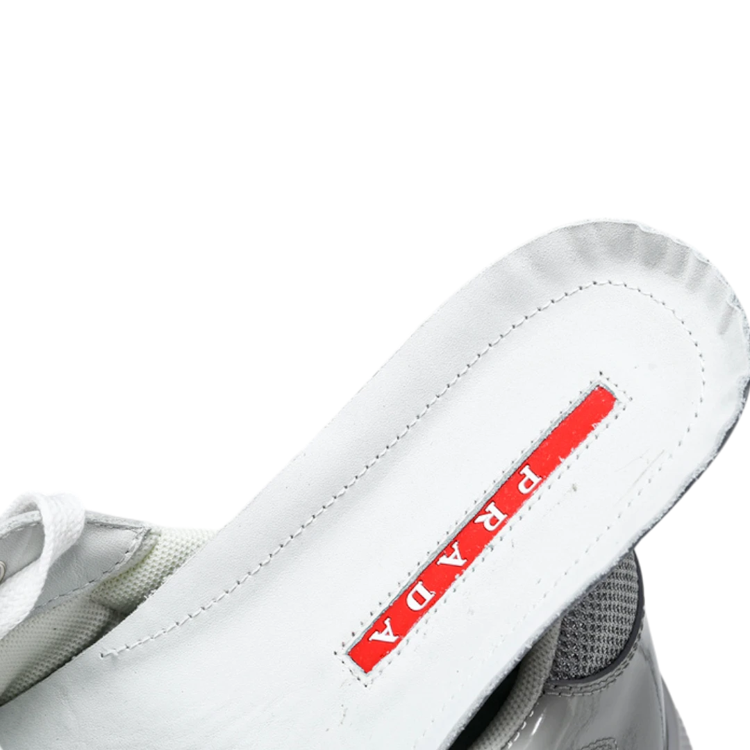Prada America's Cup 'Grey Silver'