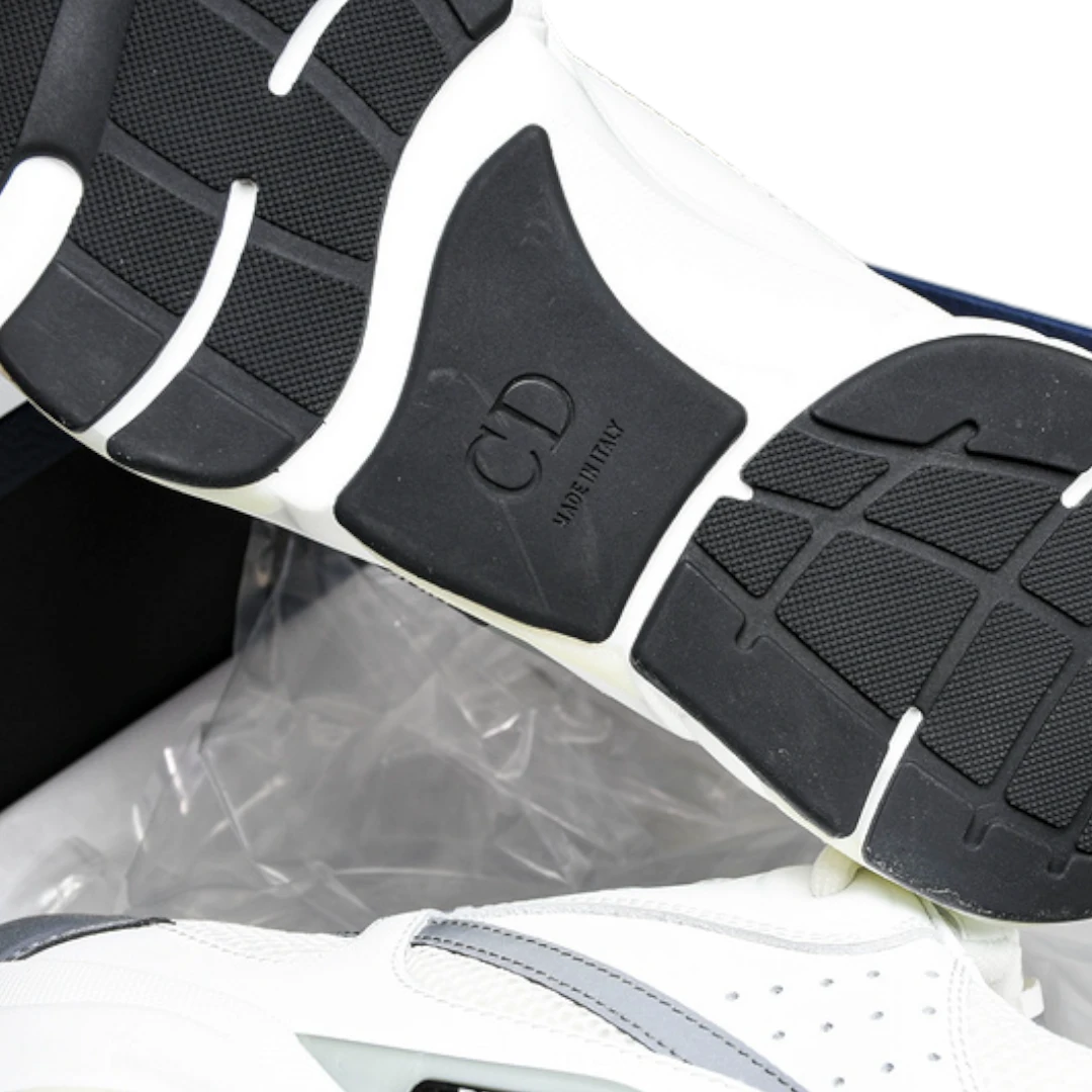 Dlor B22 'White Silver'