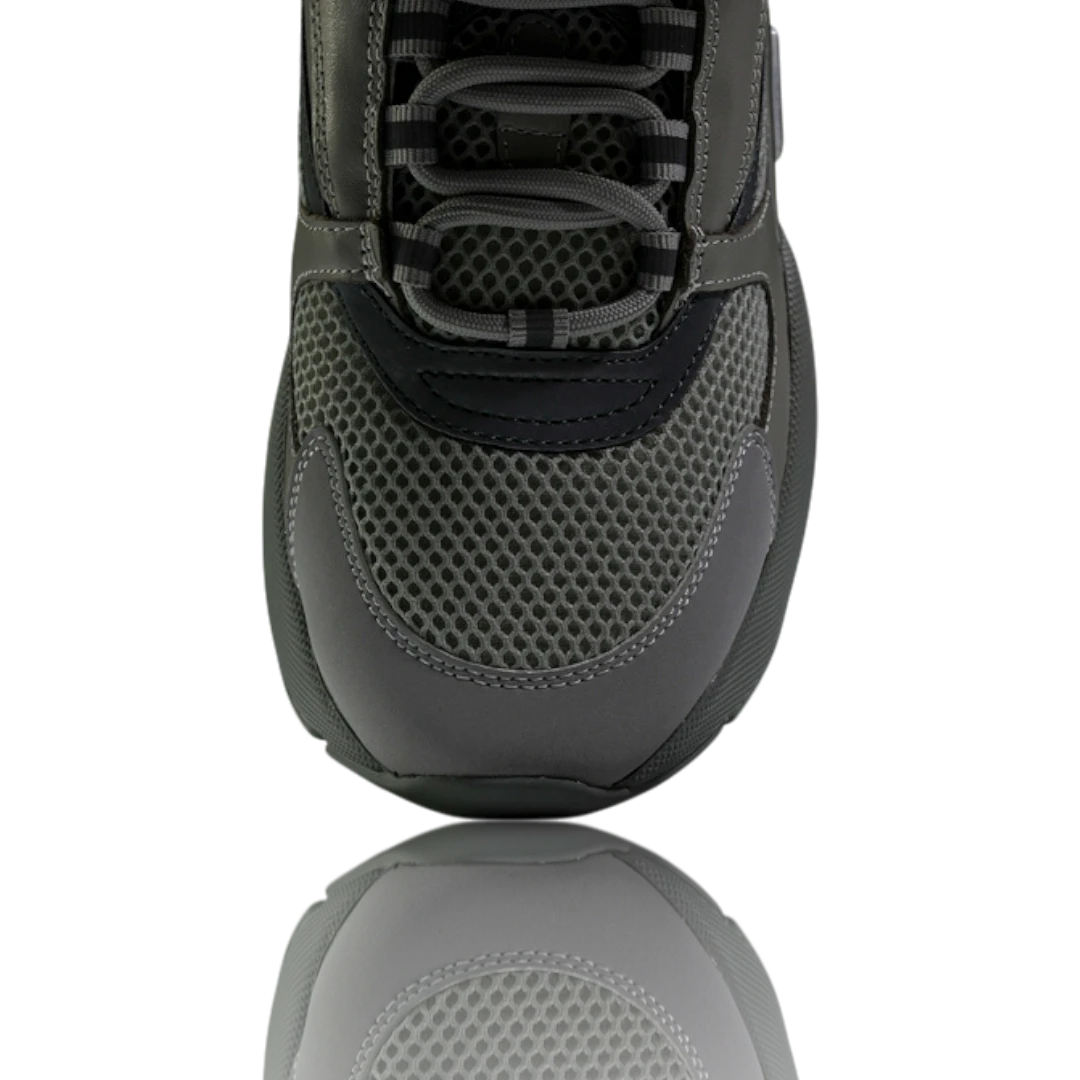 Dlor B22 'Triple Grey'