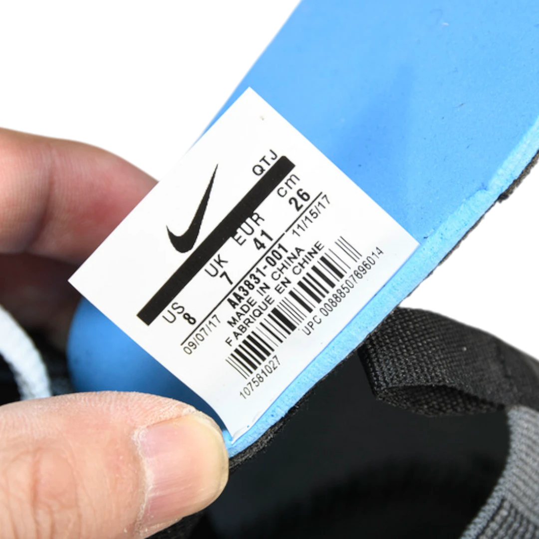 Off-White x Air VaporMax 'Black White'