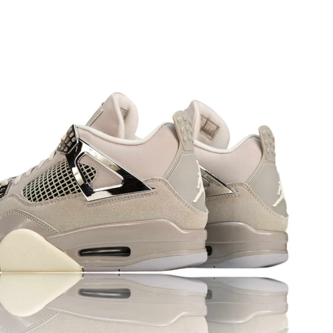 AJ4 Retro WMNS 'Frozen Moments'