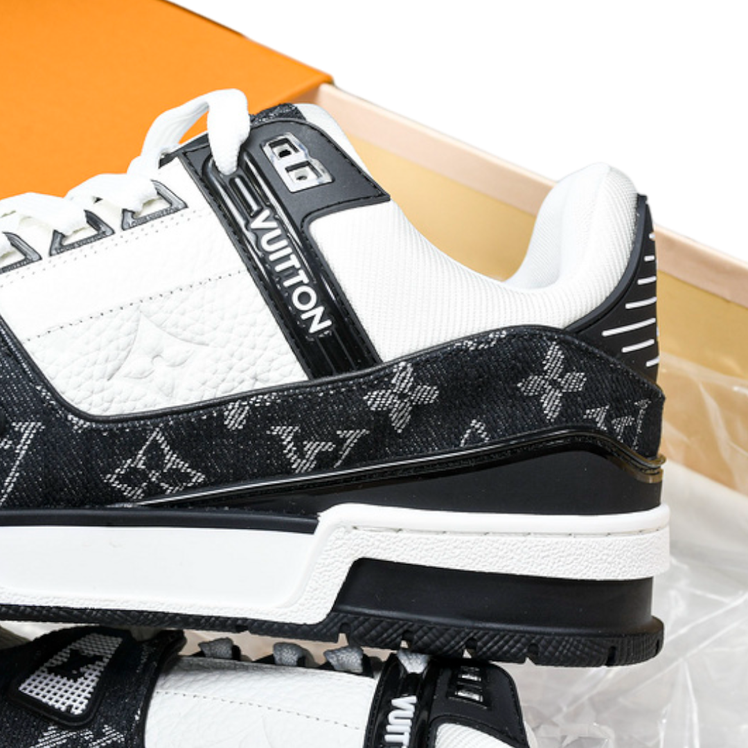 Louis Vuittоп Trainer Low 'White Black'