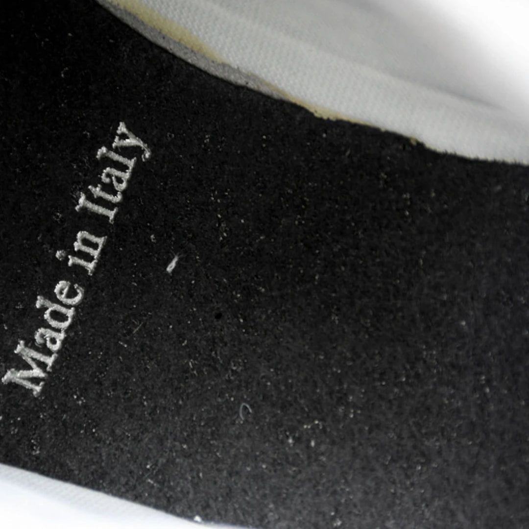 Dlor B22 'White Silver'